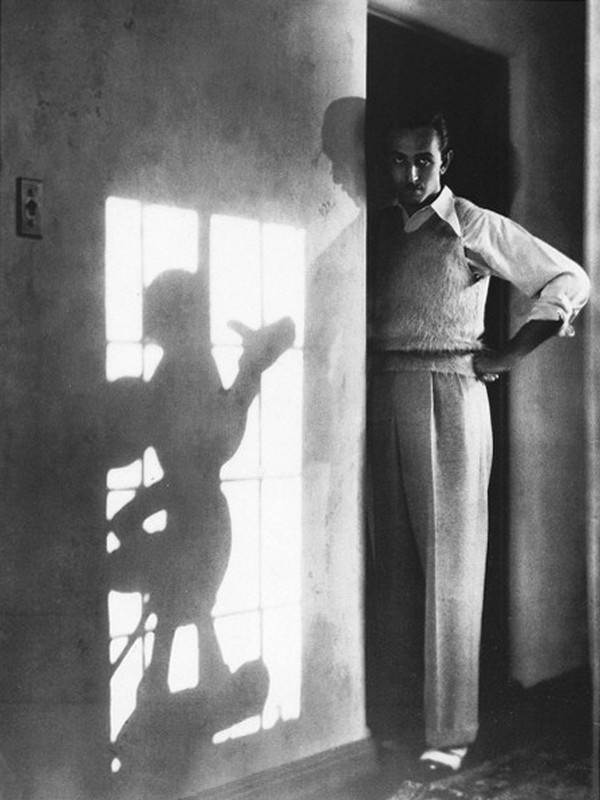 Уолт Дисней экспериментирует с игрой света и тени, 1939 год 