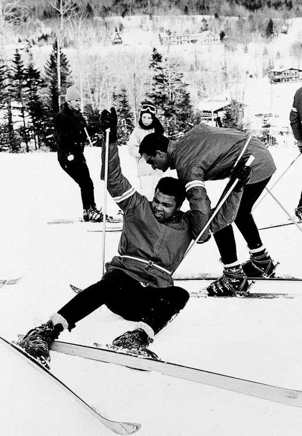 Мухаммед Али катается на лыжах на Снежной горе в Вермонте, 1970 год