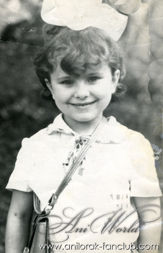 Ани Лорак в детстве