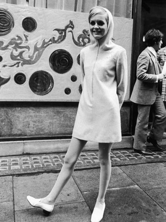 Британская фотомодель Твигги в возрасте 17 лет, Лондон, 1967 год