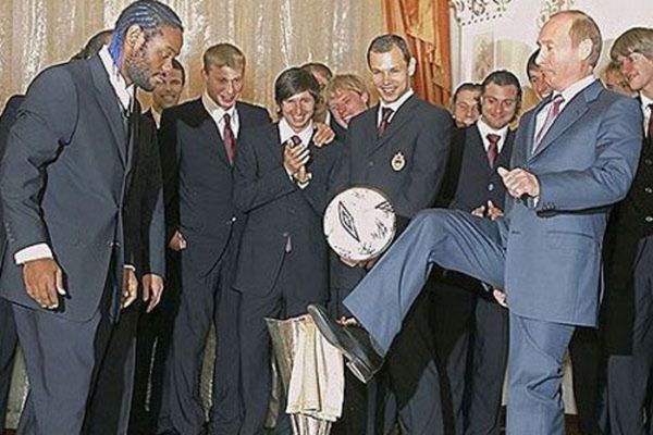 Владимир Путин занимается спортом