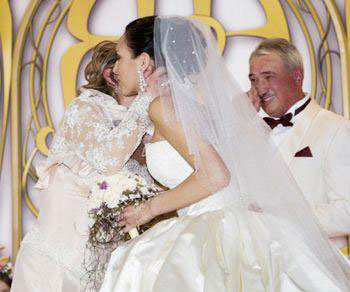 Фотографии со свадьбы Алсу и Яна Абрамова