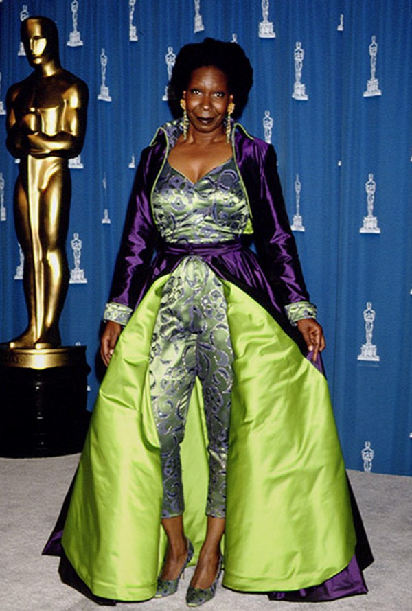 Худшие платья знаменитостей за все время вручения премии «Оскар»