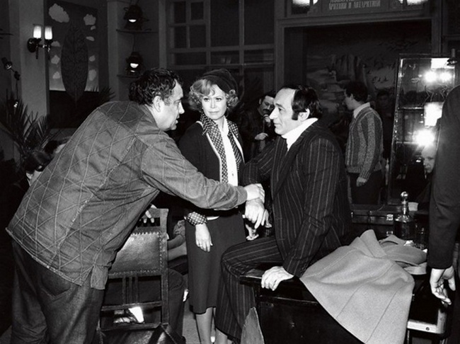 Эльдар Рязанов,  Светлана Немоляева и Валентин Гафт на съемках фильма "Гараж", 1979 год