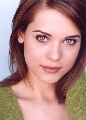 Линдси Фонсека (Lyndsy Fonseca)