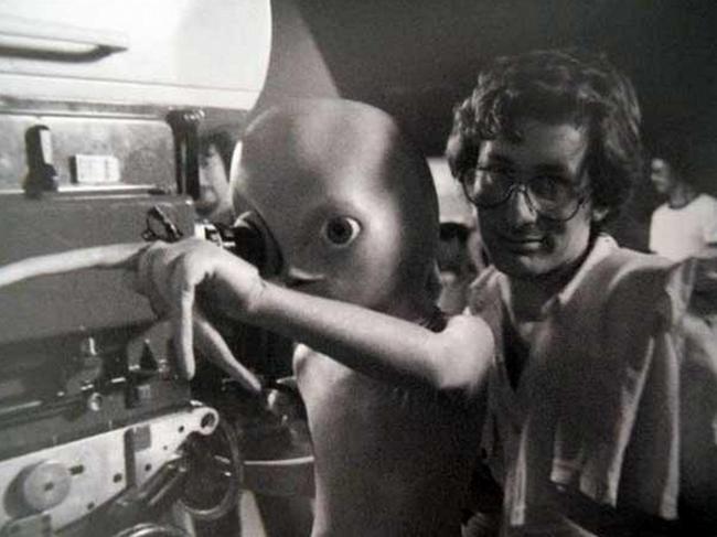Стивен Спилберг на съемках фильма "Близкие контакты третьей степени", 1977 год