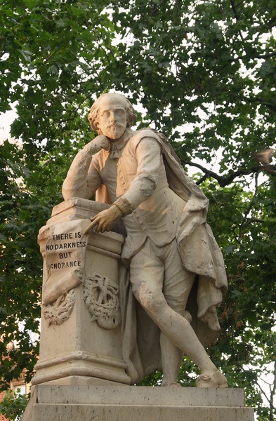 Памятники Уильяму Шекспиру