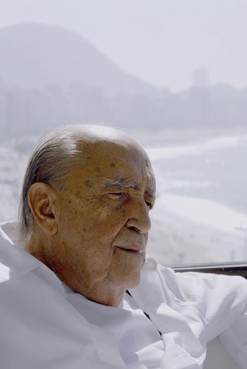 Оскар Нимейер (Oscar Niemeyer)