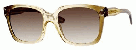 Алиша Киз и ее солнцезащитные очки
