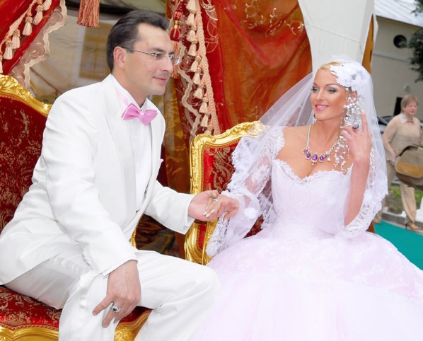 Свадьба: Анастасии Волочковой и бизнесмена Игоря Вдовина