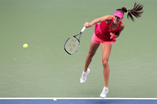 Ана Иванович на теннисном корте