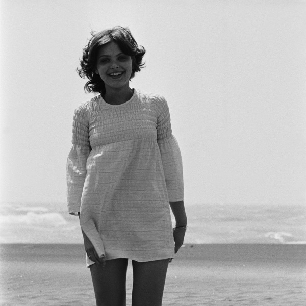 Орнелла Мути в фотосессии 1970 года