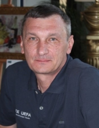 Валентин Иванов