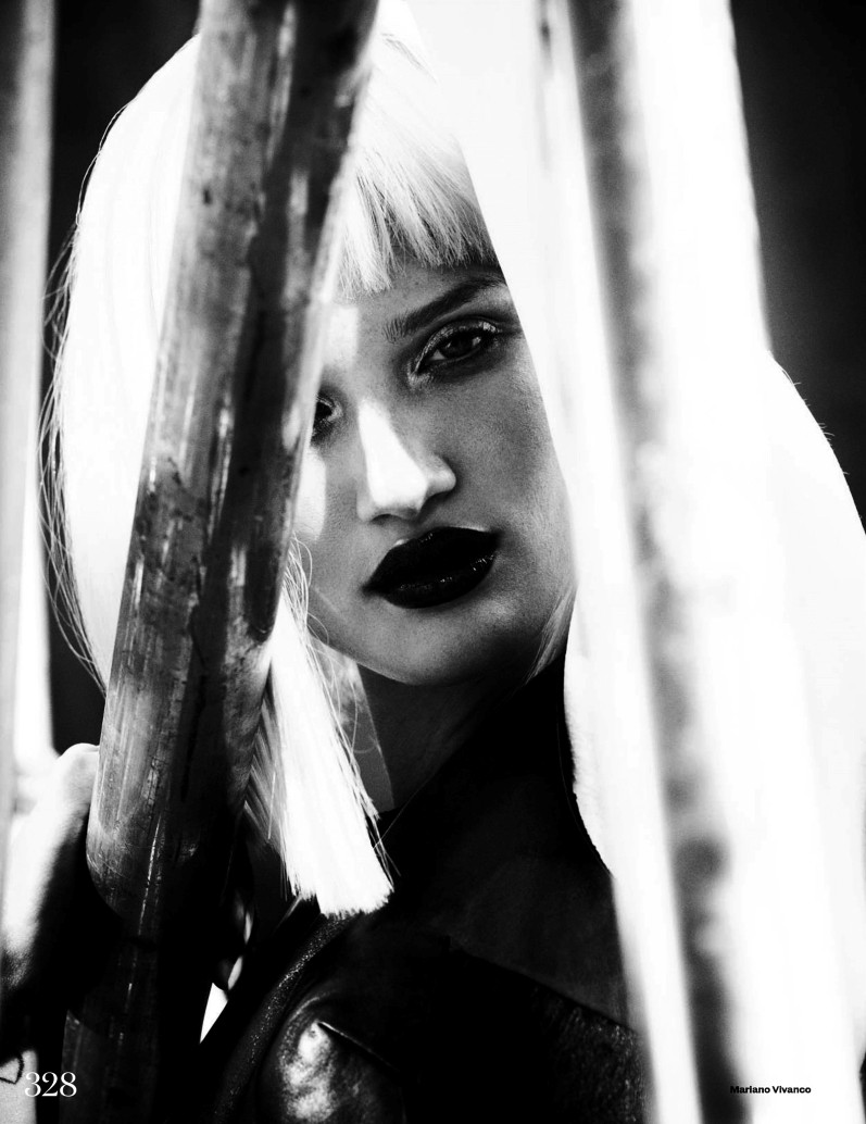 Роузи Хантингтон-Уайтли в фотосесии Мариано Виванцо для журнала Elle UK, октябрь 2013