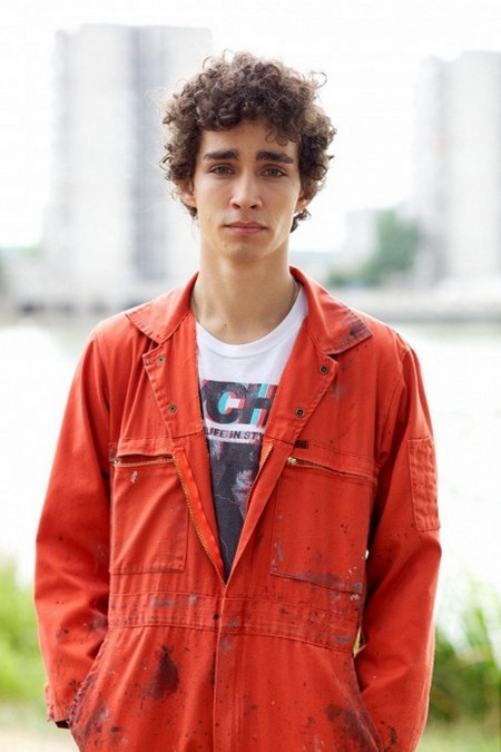 Роберт Майкл Шиэн (Robert Michael Sheehan)