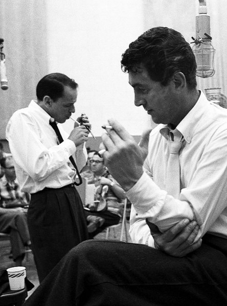 Фрэнк Синатра и Дин Мартин в студии, 1958 год