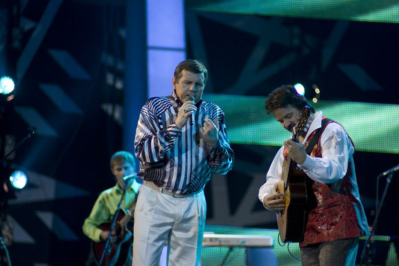Александр Новиков на сцене