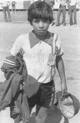 Диего Марадона в детстве и молодости