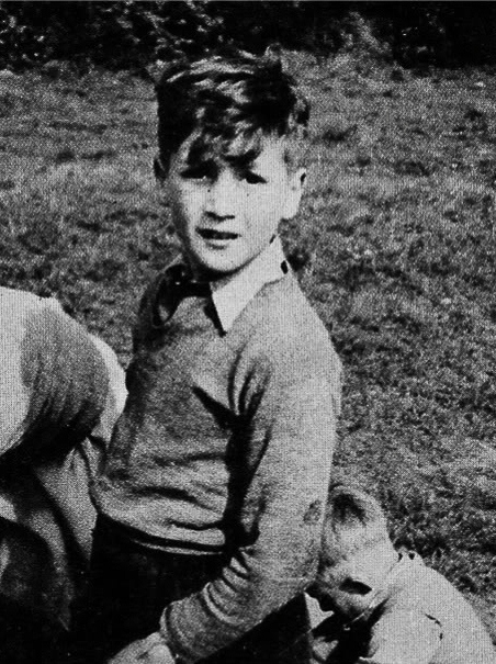 Джон Леннон в детстве