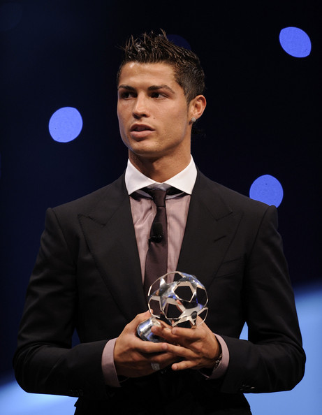 Криштиану Роналду на вручении наград лучшим игрокам Лиги Чемпионов-2007/08