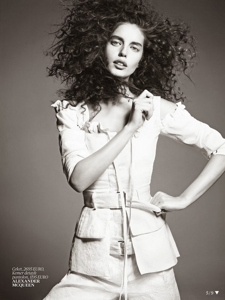 Эмили Ди Донато для Vogue Turkey, январь 2014