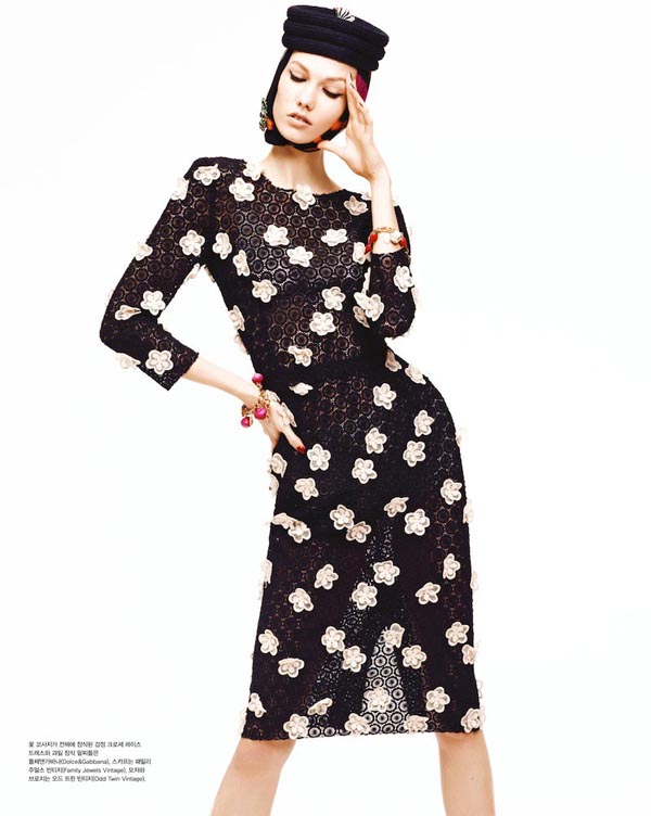 Карли Клосс в Vogue Korea