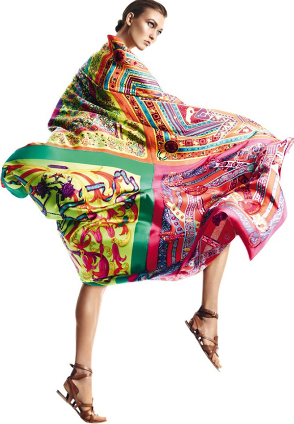 Карли Клосс в рекламной кампании Hermès