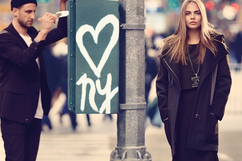 Кара Делевинь в рекламной кампании DKNY F/W 13.14