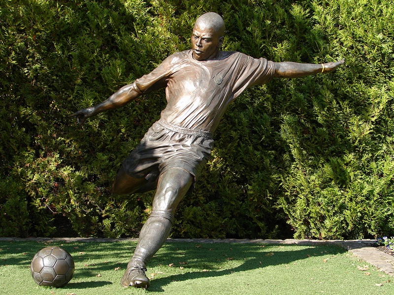 Статуя Роналдо