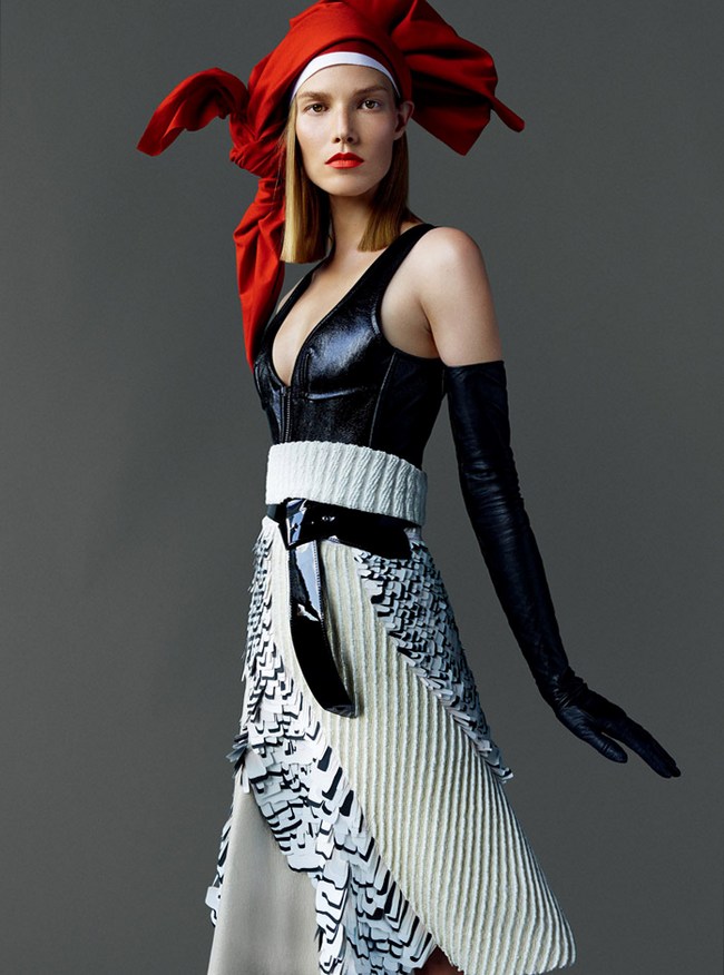 Суви Копонен в фотосессии Марио Тестино для Vogue Japan, ноябрь 2014
