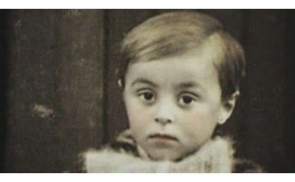 Лучано Паваротти в детстве и молодости 