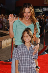 Криста Аллен и ее сын