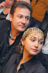 Олег Меньшиков с женой