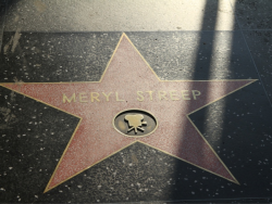 Звезда Мерил Стрип на Аллее славы в Голливуде