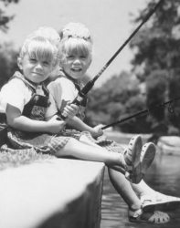 Мэри-Кейт и Эшли Олсен в детстве